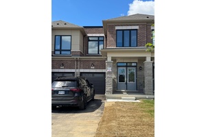 BRAND NEW ! Never Lived In 2 Storey Townhouse In Prestious Kleinburg Community.