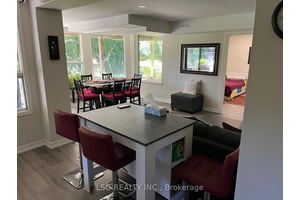 Newly renovated 2 bedroom 2 bathroom walk out unit with lots of big windows and natural light, nice open concept kitchen.