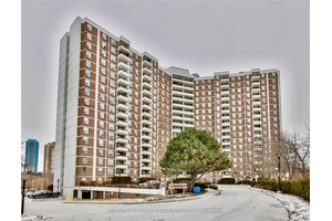 Welcome to 20 Edgecliff Golfway an exceptional opportunity for discerning, long term tenants seeking comfort, convenience, and natural beauty.