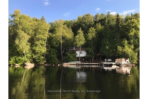 Your Off Grid Waterfront Adventure Awaits !