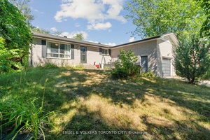 Spacious Lot in Alcona with Separate Basement Entrance Set on a 60 211 ft lot in one of Alconas most convenient locations, this detached home offers plenty of potential for ...
