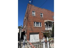 Welcome to 841 East 226th Street, a well maintained 3 family brick home in a desirable Bronx neighborhood.