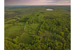 DISCOVER THE HIGHEST SPRING FED LAKE IN NEW YORK STATE !