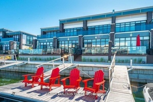 WATERFRONT LUXURY LIVING YOUR DREAM HOME AT FRIDAY HARBOUR AWAITS !