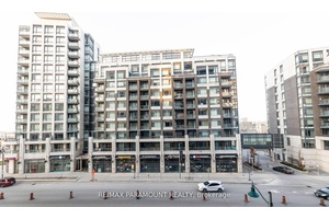 Bright amp ; Excellent 2 Bedroom Corner Unit 2 Full Baths, 9 Ft Ceiling, Laminate Floors Thru Out,, Stainless Steel Appliances amp ; Granite Counters.