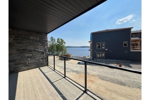 Discover Huntsvilles newest lakeside address !
