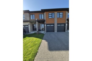 Beautiful and modern executive freehold Townhome only 5 years old in the sought after Doon South area of Kitchener.