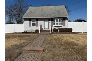 Beautiful Home A Must See Much more than you can imagine !