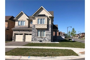 Excellent Value ! Quality Built ASPENRIDGE MODEL SERENE C CORNER HOUSE 3154 SqFt 4 Bedrooms LOFT in 2nd Floor.