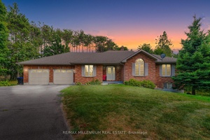 Nestled in the desirable community of Oro Medontes, this beautiful 3 bedroom, 3 bathroom detached home offers over 3, 100 sq.