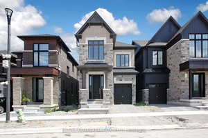 Luxury 4 Bed, 3 Bath Detached Home for Rent in Rural Pickering !