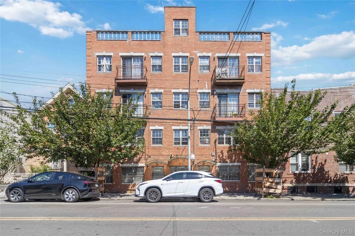 View of apartment building / complex
