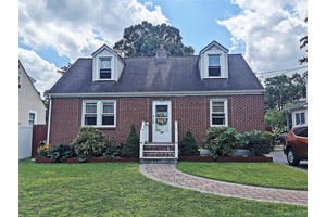 Welcome to this Bohemia Outdoor Oasis, 2 3 Bedrooms Charming and Updated Cape in the heart of the Huntington Station, Lots of Windows to bring in the nature light, Newer ...