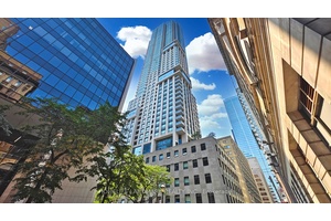Stunning Panoramic City View On A High Floor In A Luxury Residence.