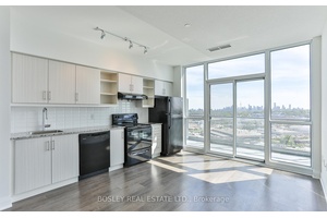 Stunning penthouse suite with sweeping, unobstructed south views and a large balcony perfect for al fresco dining or relaxing outside on summer evenings.