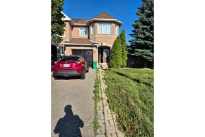 End Unit Townhouse That Feels Like a Semi Detached With a Huge Backyard !