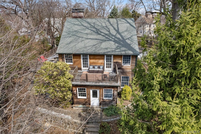 Nestled back in Cedar Knolls, your own woodsy oasis
