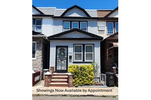 Welcome to Woodside. This well maintained home is within walking distance to NYC Subway amp ; LIRR, local shops and supermarkets.