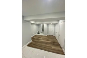 Spacious 2 Bedroom Legal Basement Apartment In Prime Brampton Location Near Chinguacousy amp ; Queen.