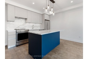 EAST CITY ELEGANCE This is suite number, 407 1 bedroom den, 2 full baths This brand new development is a contemporary interpretation of the original hospital legacy of masonry architecture.