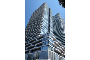 Beautiful 2 Bedrooms Plus Den Unit In Axis Condos.