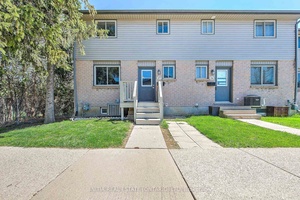 Welcome to this beautifully renovated corner unit townhouse available for lease, ideally situated within walking distance to Fanshawe College, public transit, shopping, and a full range of amenities.