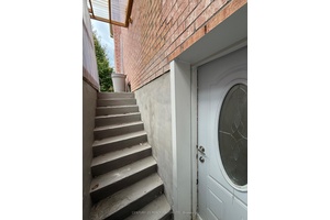 Large and modern basement appt located on quiet street and close to all amenities, restaurants, shops, cinema, groceries, etc.