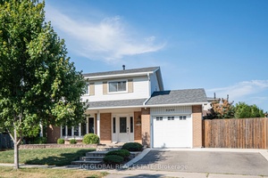 Beautifully renovated 4 bedroom family home on a desirable corner lot in Burlingtons Palmer community.