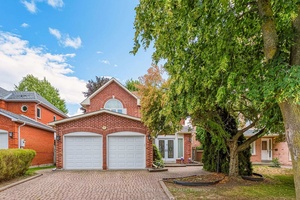 Discover 47 Tomlinson, a beautifully presented family residence offering space, style, and exceptional convenience in the heart of Unionville.