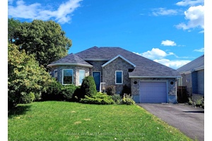You'll absolutely love this stunning contemporary bungalow !