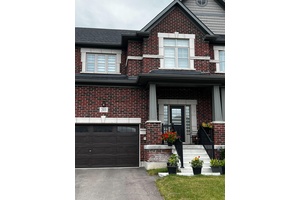BEAUTIFUL FREEHOLD TWO STORY TOWNHOUSE LOCATED IN WELL DESIARABLE AREA OF WASAGA BEACH, THIS TOWNHOUSE HAS 3 SPECIOUS SIZE BEDROOMS, 2.