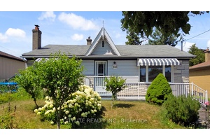 WELCOME HOME ! You will fall in love with this Main Floor Beauty !