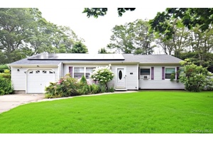 Welcome home ! This beautiful 3 bedroom, 1 bath home is nestled in the desirable heart of Medford.