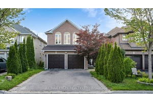 Spacious and beautifully upgraded 3 bedroom home in the highly desired Oak Ridges community, featuring hardwood floors throughout, an oak staircase, and a modern kitchen with granite countertops.