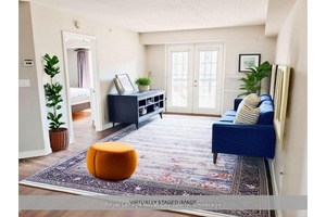 Welcome to this beautifully maintained one bedroom Oxford model condo located in the vibrant Dempsey neighbourhood of Milton.