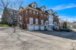 An exceptional and unique corner unit in the heart of Aurora offering unbeatable value ; 4 bedrooms, 4 Bathrooms, double garage and a complete in law suite on the third ...