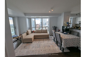 High Floor Corner Unit With Panoramic Views gt ; Bright amp ; Spacious With Abundant Natural Light.