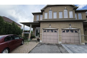 Location ! Location ! Absolutely Stunning Semi Detached House On A Premium Corner Lot Located In A High Demand Prime Area Of Cedarwood Community, This Bright Sun Filled Home Features ...