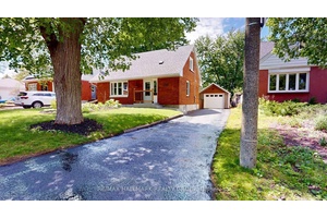 Welcome to 1622 Drake Avenue, a beautifully renovated 3 bedroom, 2 bathroom detached home set on an expansive 50 x 110 lot in one of Ottawa's most established and connected ...