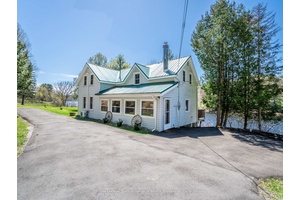 MILL LAKE HOME with 420ft waterfront on 1.