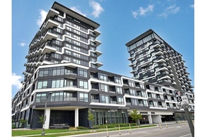 Bright corner unit with 9 ft ceilings, abundant natural light, a sleek modern kitchen, and amazing views.