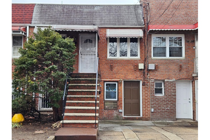View of property entrance and front facade