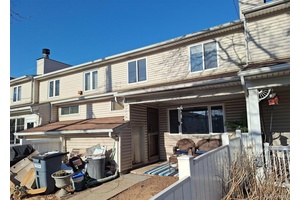 This Townhouse Style Home Features 4 Bedrooms, 2 Baths, Eat In Kitchen amp ; Assigned Parking.