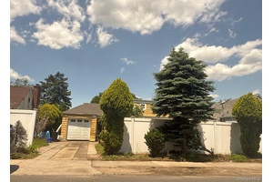 Colonial Style Home. This Home Features 4 Bedrooms, 2 Full Baths, Formal Dining Room, Eat In Kitchen amp ; 1 Car Garage.