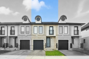 Stylish Fox Hollow freehold townhome !