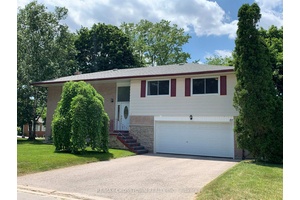 IN THE HEART OF DESIRABLE ALLANDALE WITHIN WALKING DISTANCE OF SCHOOL, REC CENTRE AND RESTAURANTS.