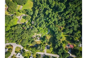 8 approved building lots in the Town Of Ossining.