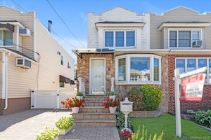 Beautiful single family semi detached home available in Maspeth !