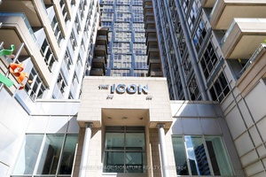 Winning on Wellington ! Welcome home to your spacious one bedroom plus den condo in the heart of the entertainment district.