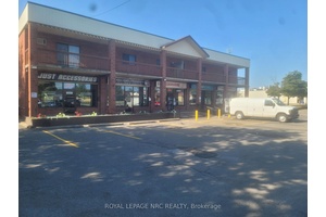 Very spacious 2 bedroom apartment approx 1035 sq ft, eat in kitchen, larger than average bedrooms.